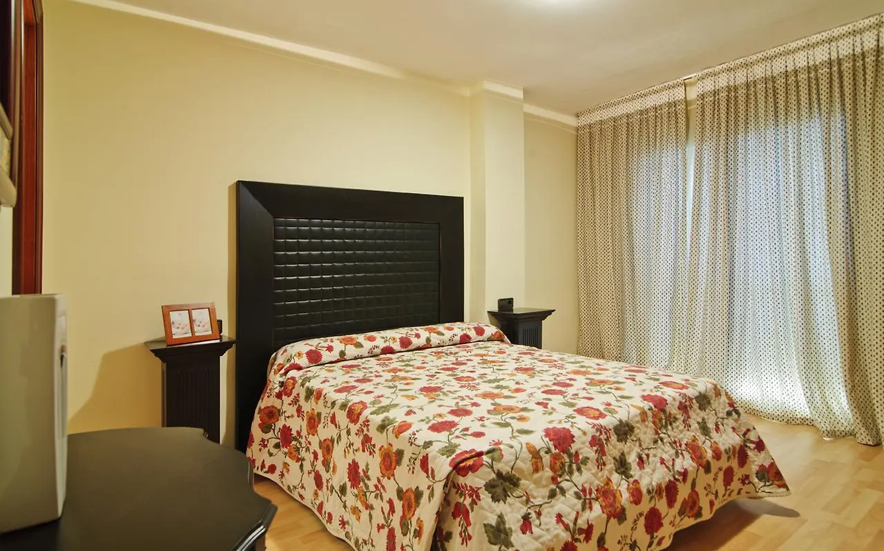 Apartamentos Puigsapera Sant Antoni De Calonge 0*,